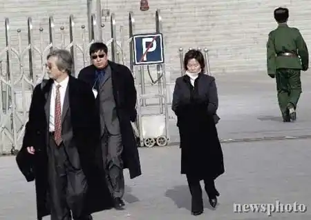 轰动全国的沈阳刘涌特大黑恶案恢复庭审,并当庭对刘涌作出了最后的