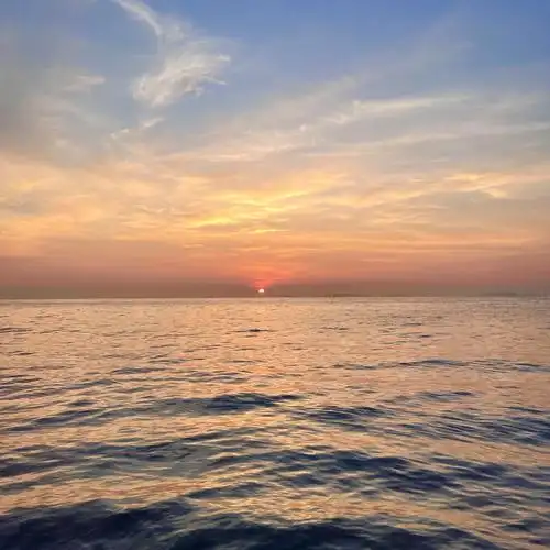 平阳西湾金沙滩