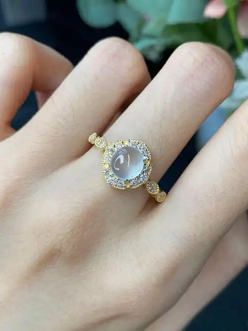 毕业级之选白冰蛋面珠宝戒