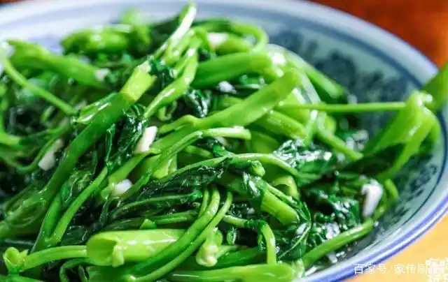疫情,让您成为烹调高手——清炒空心菜