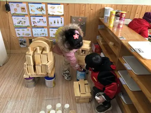 温江区和盛镇友庆幼儿园开展区域游戏观摩活动