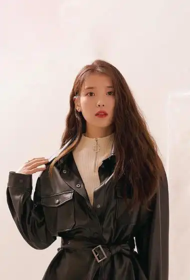 性感美女明星李知恩优雅个性写真89