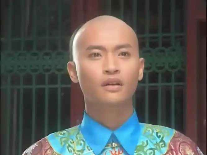 还珠格格:尔泰承担所有责任,真的是为小燕子等人?上位计划而已