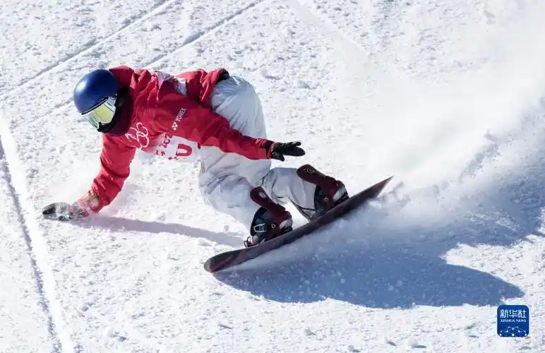 单板滑雪女子坡面障碍技巧资格赛赛况