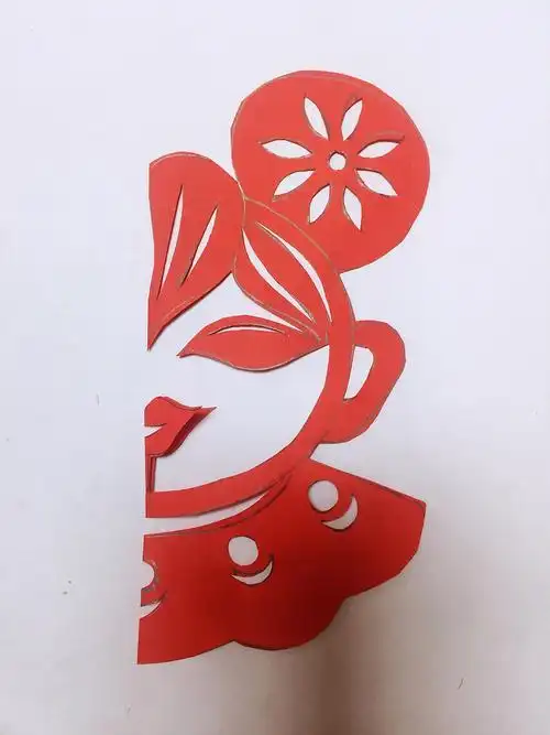 疫情不到校居家学剪纸第五课福娃贺岁吉祥如意