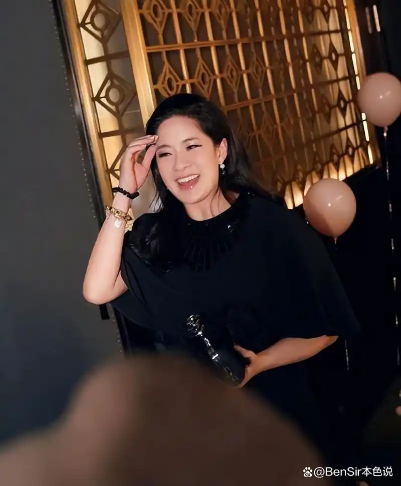 香港名媛邱咏筠的传奇家族和不凡人生