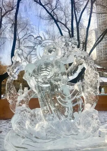 其它 冰的艺术～冰雕 写美篇  每年的冰雕比赛都在兆麟公园内举行,有