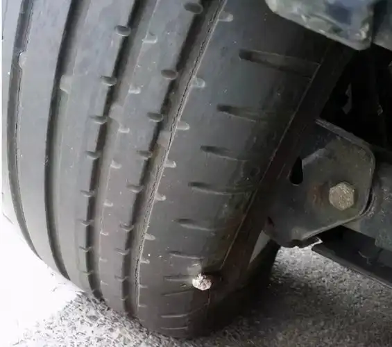 修理工:这取决于扎的部位