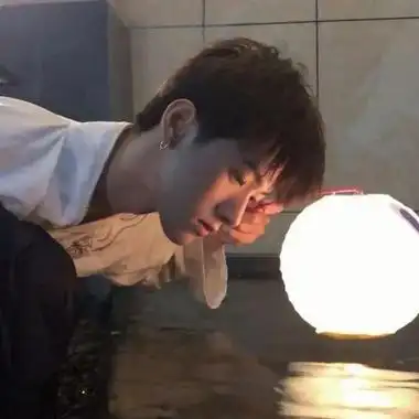 高清男生撩妹适合用的头像野王图片