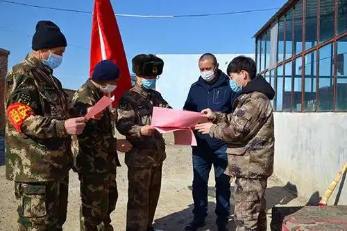 连日来,新疆阿勒泰军分区各人民武装部陆续成立马背上的"防疫"宣讲队