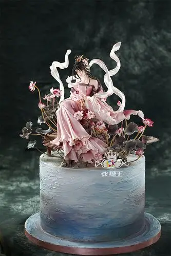 国风翻糖蛋糕作品《江南韵》,案台寂,素锦平,花棂暗敲江南雨,水色漫向