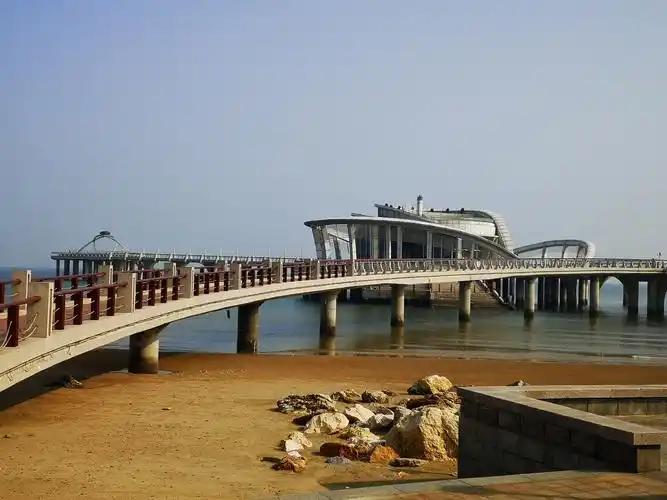 烟台一日游之七福山区中国北方第一海滩万米金沙滩