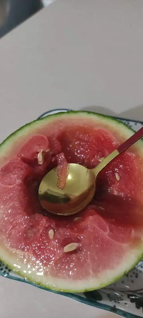 【随拍】吃西瓜