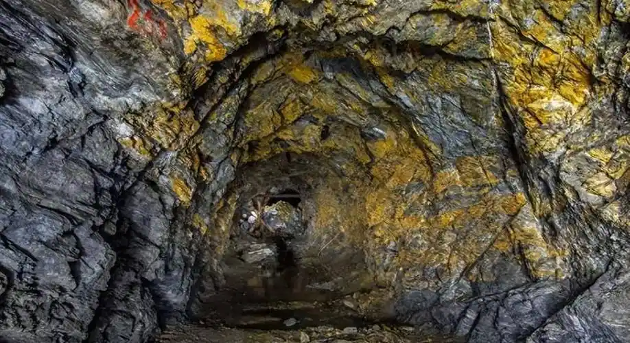 世界上黄金最多的金矿,矿藏量高达4500吨,为何70年都没人去挖?