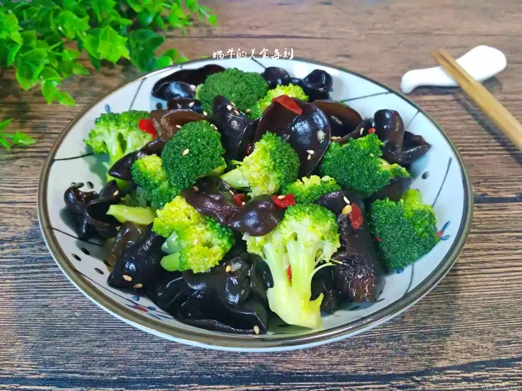 天热最馋这几道凉拌素菜,爽口开胃又解腻,怎么吃都不怕胖