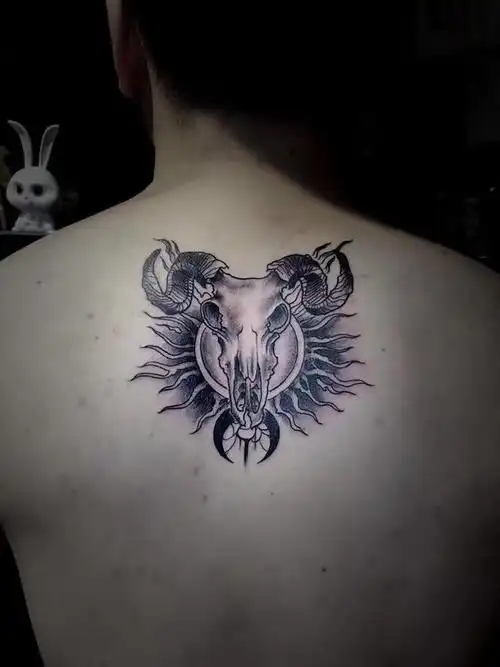 羊头_纹身图案手稿图片_一攀的纹身作品集