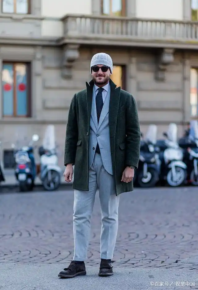 街拍:花花世界谁最吸睛?当然是会穿搭的男士