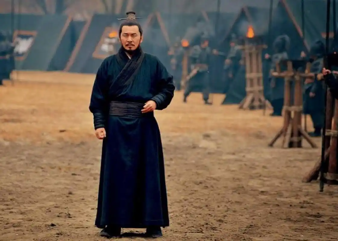 我暂且都会认为,就是陈建斌老师的样子[尬笑] 哈哈哈～司马懿已然是