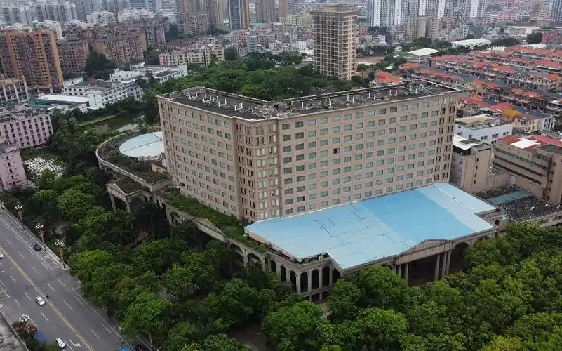 实拍东莞太子酒店现状曾经豪车美女如云如今却是人去楼空