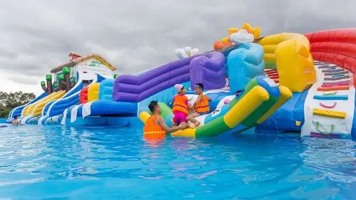 成都秀丽东方有大型户外水上乐园