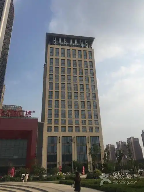 沈阳万达文华酒店使用金锐氟碳铝单板案例