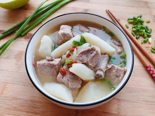 老范的菜做的冬春养生~山药排骨汤