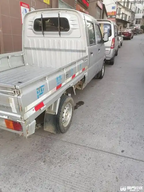 五菱荣光双排小货车出售