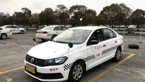 科目二练车时,你知道为啥,教练会让你一直练习倒库吗?