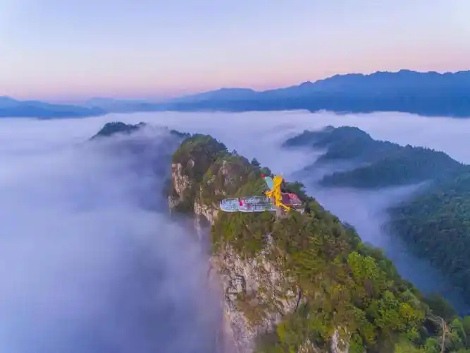 雪峰山仙境瑶池美