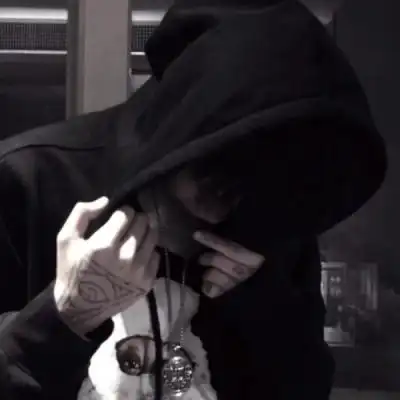 允言/清新高冷男头/没有故事,不凑热闹_男生头像_我要个性网