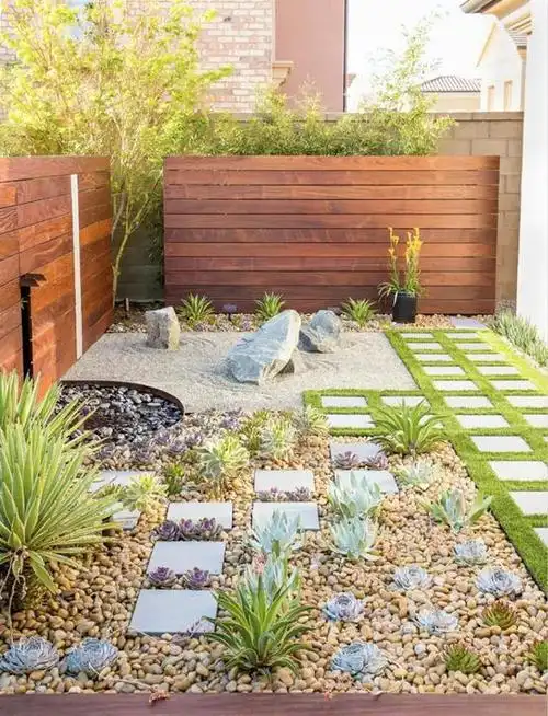 我们生活在一个喧嚣浮华的世界里,如果能拥有一个小院,将所有的烦恼