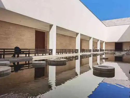 良渚博物院-"打卡戴卫·奇普菲尔德作品—良渚博物馆良.