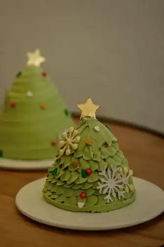 圣诞节创意清新奶油蛋糕