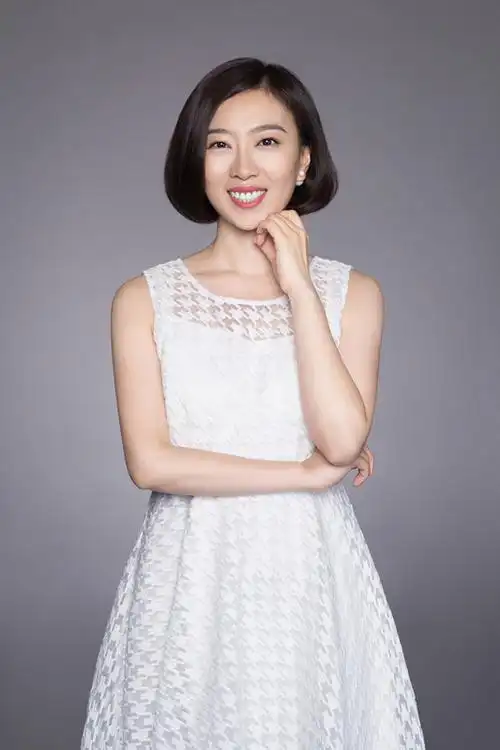 佳池,北京新闻广播《北京新闻》,《新闻大视野》,《整点快报》主持人