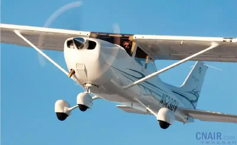 塞斯纳cessna 172r