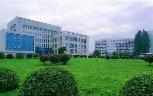 徽商职业学院录取分数线