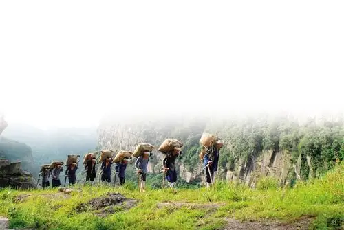 武陵都市报数字报-巴盐古道 血汗凝结的文化遗产