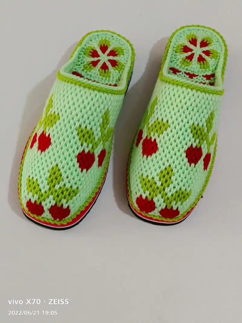 纯手工钩织毛线拖鞋