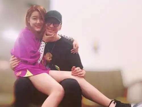 依依不舍!吉喆临走前交代老大哥照顾爸妈和幼子,张云松:没问题