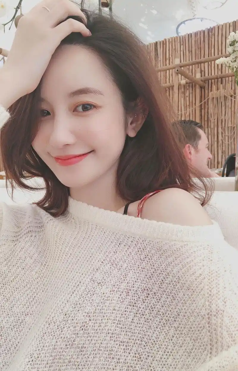 网红张大奕疑开撕雪梨:有人花千万就为了恶心我一下