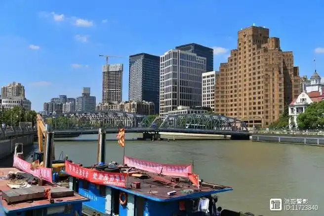 上海外滩,黄浦江与苏州河交汇处漫拍