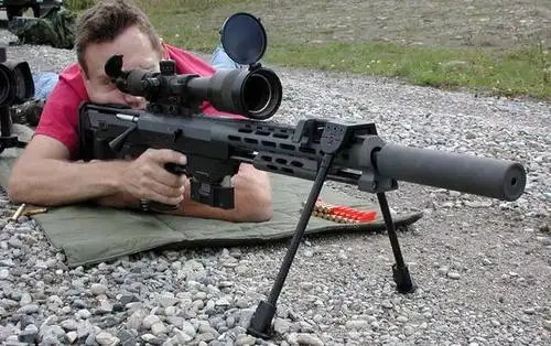 全世界颜值最高精度逆天的狙击步枪德国dsr1甩开中国十几条街