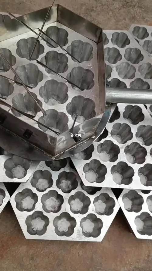 12头梅花糕模具