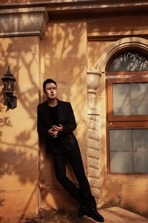 治愈感满满,而唱功又十分了得,曾经参加过中国好声音惊艳开嗓一首歌曲