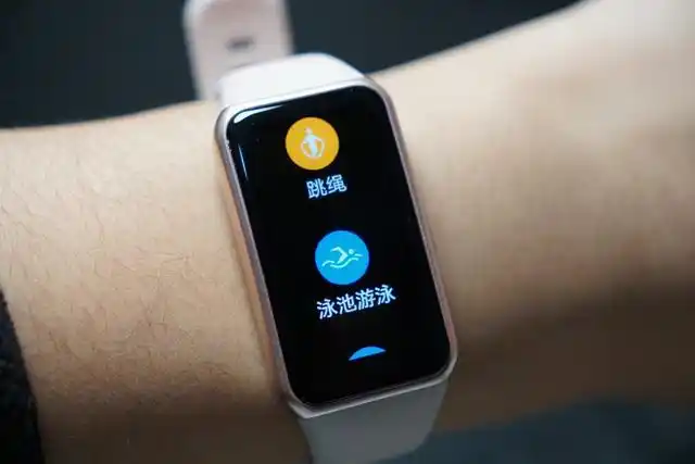 荣耀手环7使用体验分享:外观潮流,功能丰富,你的贴身小助手!