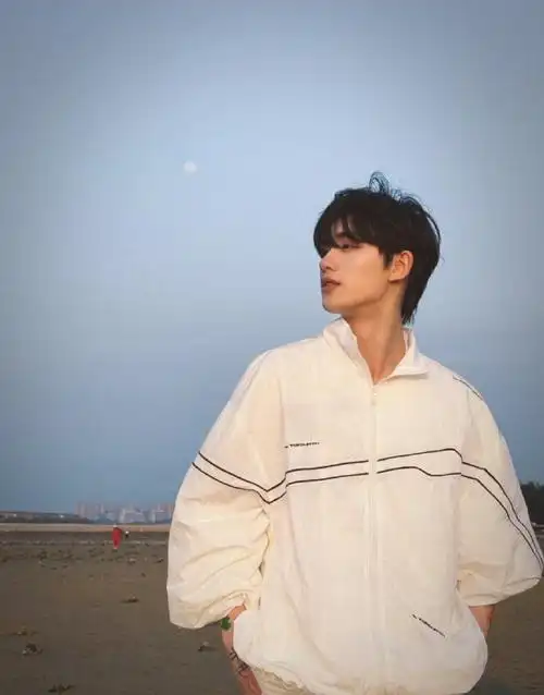 丁程鑫生日特别策划