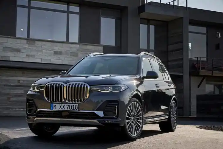 创新bmw x7 | 诠释了bmw品牌的豪华