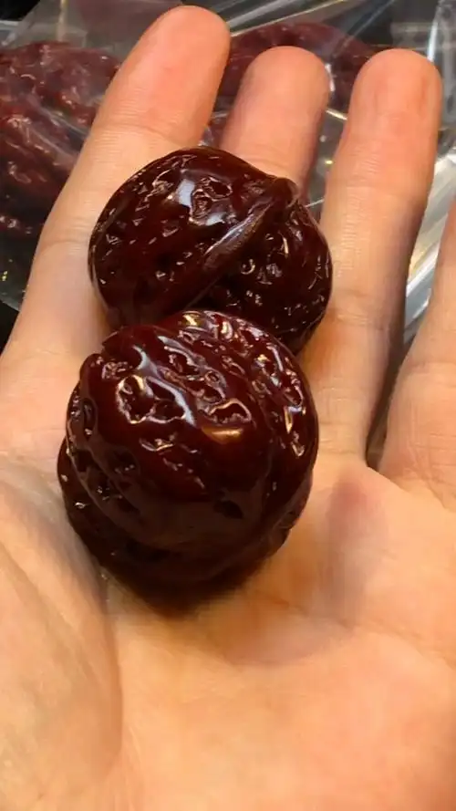 涞水核桃#完全包浆挂瓷玉化