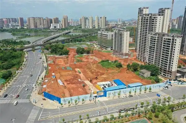 观澜府二期南园