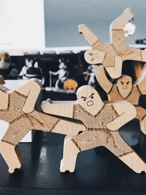 办公桌前也可以叠叠高